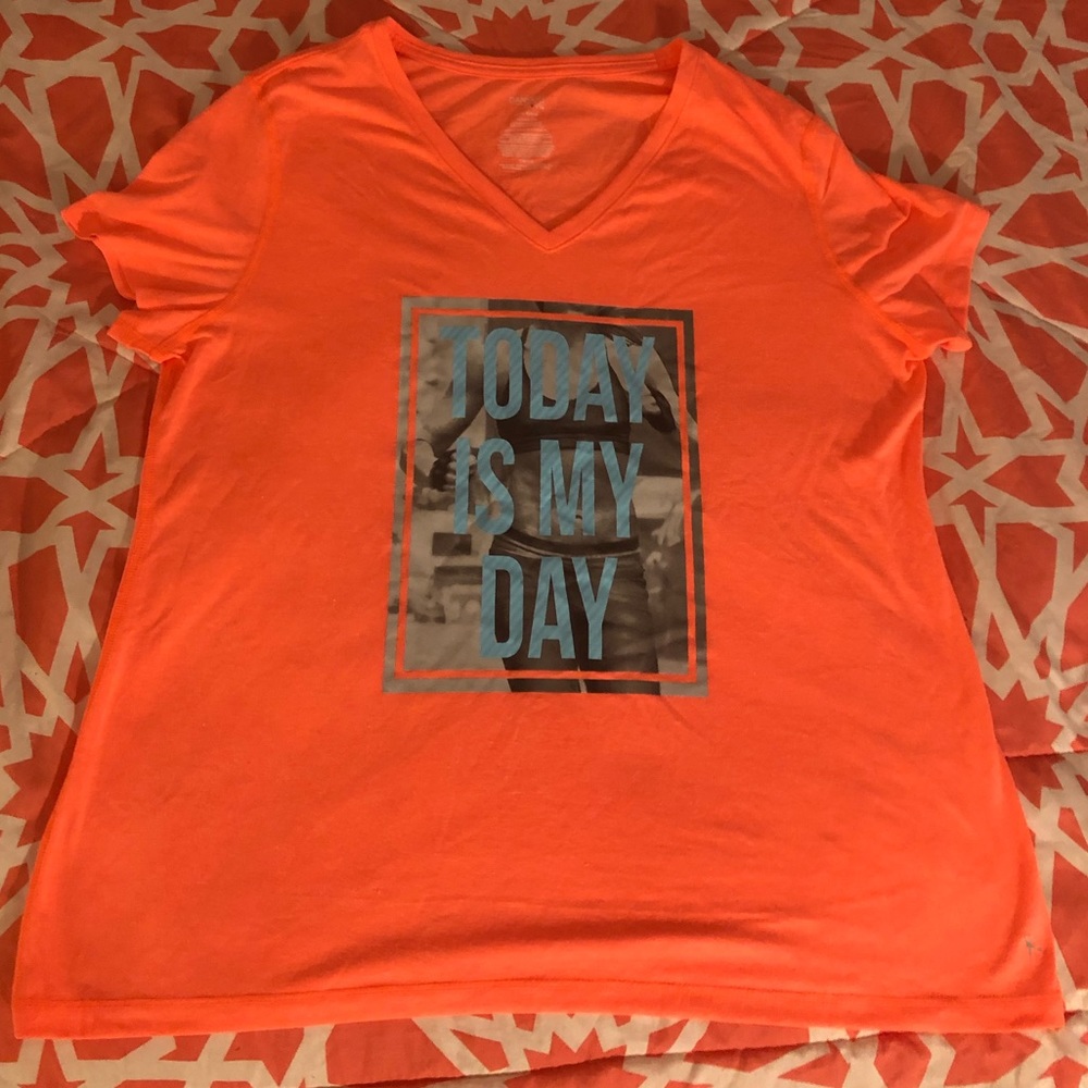 Exercise tee